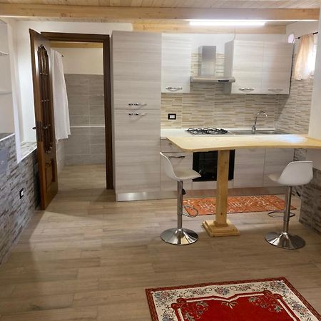 Апартаменти Monolocale Indipendente Nel Quartiere Residenziale Genneruxi Кальярі Екстер'єр фото