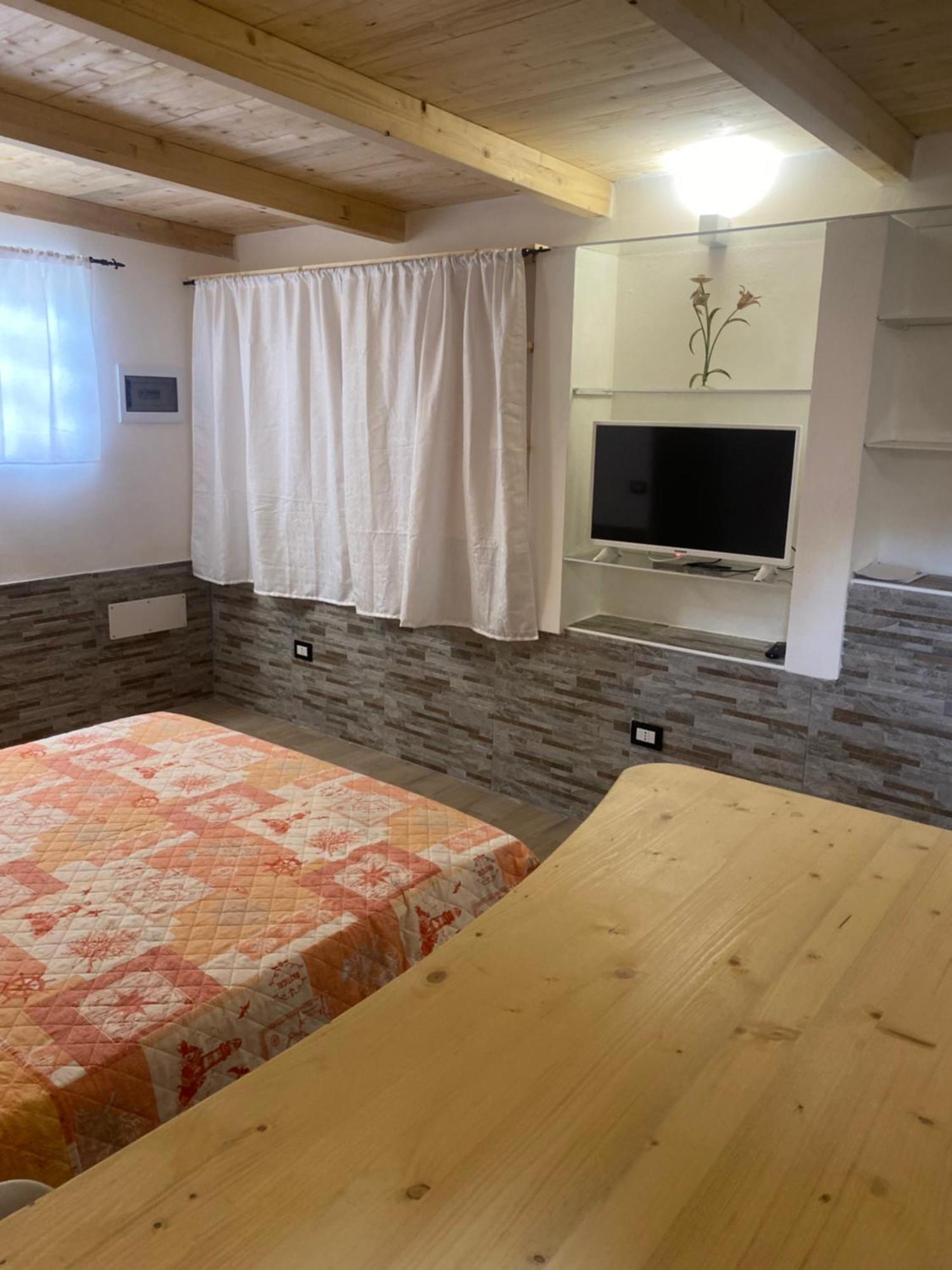 Апартаменти Monolocale Indipendente Nel Quartiere Residenziale Genneruxi Кальярі Екстер'єр фото